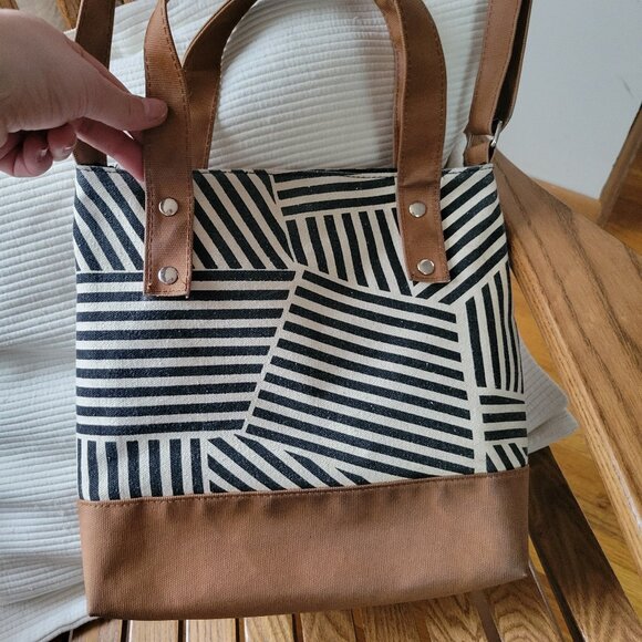 Short Stories Canvas Crossbody Tote Bag | Geometric Stripe | Brown & Black - Picture 2 of 7